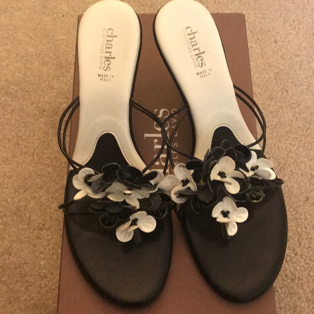 Charles David Black and White Heels!